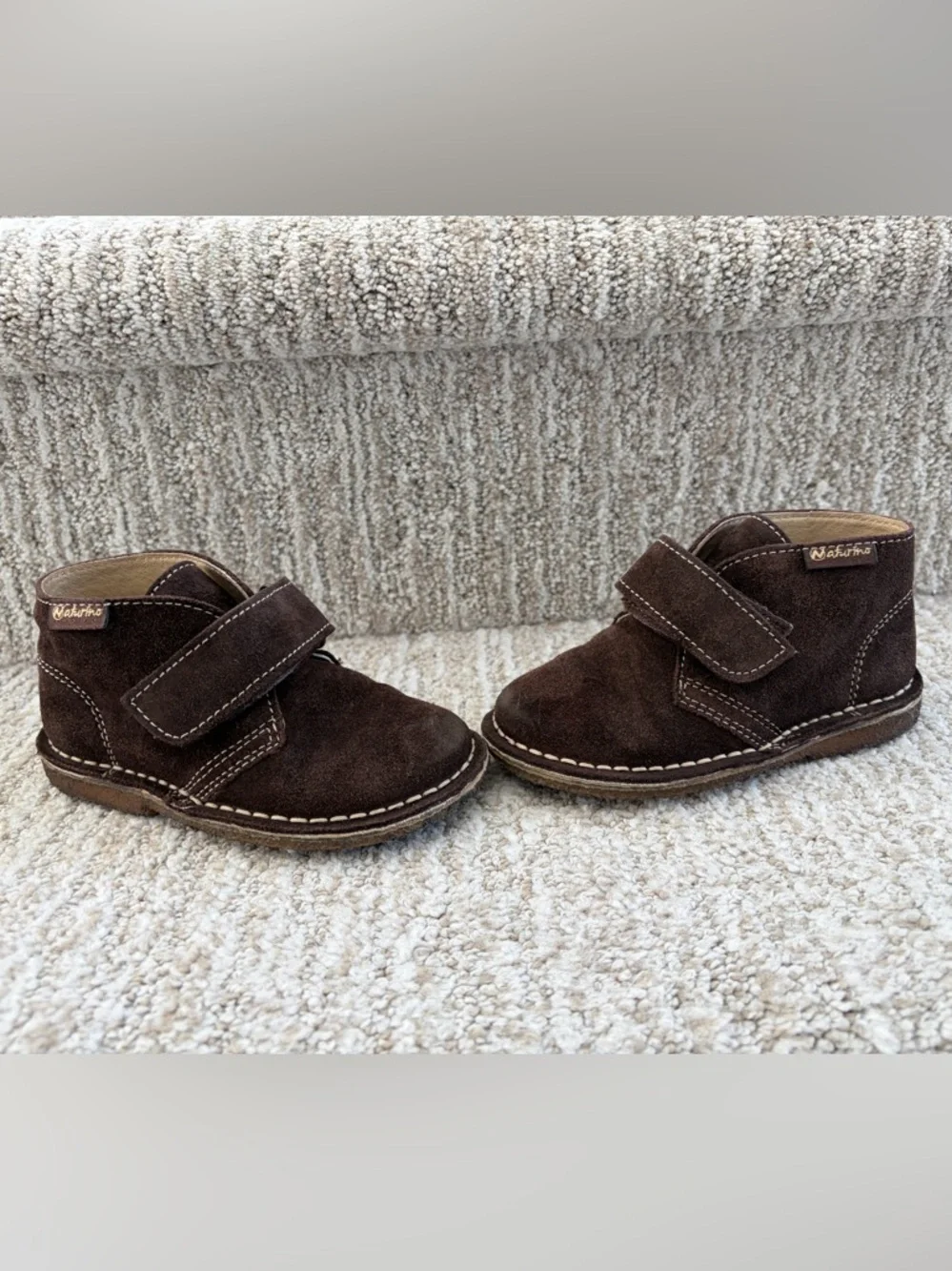 Naturino brown suede boys' casual chukka boots. Kids Size 24. - Picture 5 of 11